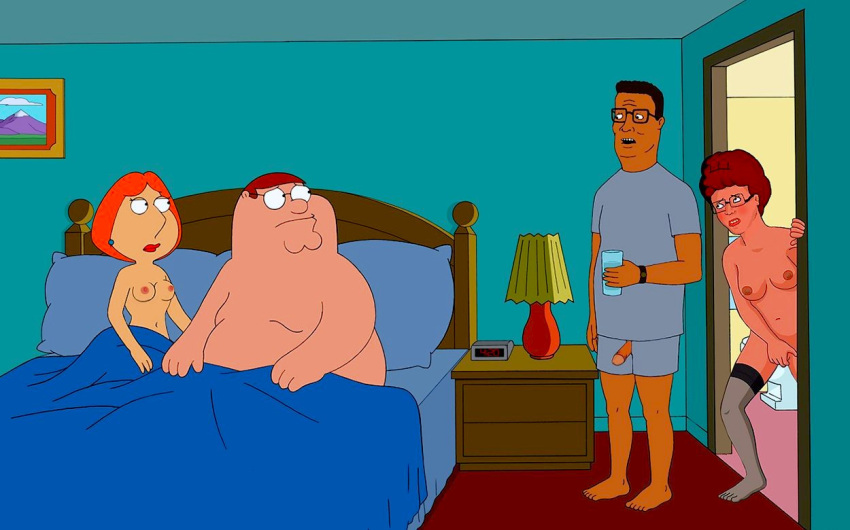 Brüste Crossover erect_nipples erect_penis Family_guy Brille hand_on_pussy hank_hill King_of_the_hill lois_griffin peggy_hill peter_griffin Strümpfe Oberschenkel