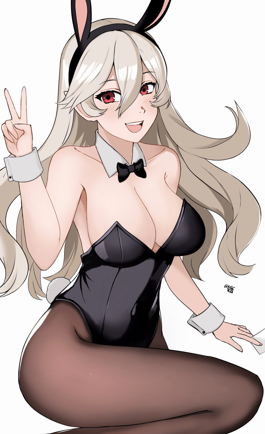 1girl 1girl 1girl verführerisches alternatives_kostüm große_brüste bunny_ears bunny_girl bunnysuit corrin_(fire_emblem) corrin_(fire_emblem)_(female) female_only fire_emblem fire_emblem_fates haar stirnband kgctcg long_hair nintendo open_mouth red_eyes v white_hair